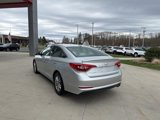 Used 2017 Hyundai Sonata SE image 5