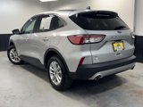 Used 2020 Ford Escape SE image 2
