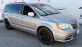Used 2014 Chrysler Town & Country Touring image 4