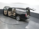 Used 2019 GMC Yukon XL SLT w/ Premium Edition image 2