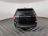 Used 2017 Ford Explorer XLT w/ Equipment Group 202A image 4