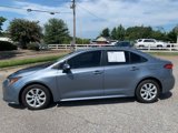 Used 2022 Toyota Corolla LE image 2