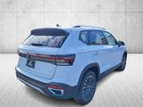 New 2025 Volkswagen Taos SE image 5