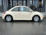 Used 2009 Volkswagen Beetle S image 2