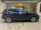 Used 2018 Nissan Rogue SV image 2