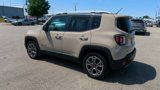 Used 2016 Jeep Renegade Limited image 6