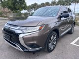 Used 2019 Mitsubishi Outlander ES image 3