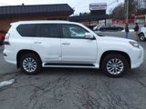 Used 2019 Lexus GX 460 Premium w/ Premium Package image 2