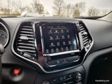 Used 2019 Jeep Cherokee Limited image 2