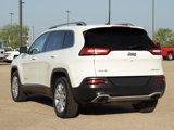 Used 2017 Jeep Cherokee Limited image 5