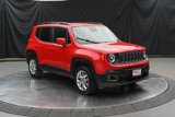 Used 2018 Jeep Renegade Latitude w/ Cold Weather Group image 2