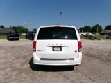 Used 2017 Dodge Grand Caravan GT image 2