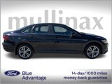 Used 2019 Volkswagen Jetta R-Line w/ R-Line Cold Weather Package image 2