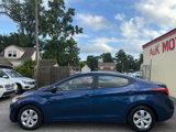 Used 2016 Hyundai Elantra SE image 2
