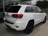 Used 2017 Jeep Grand Cherokee Altitude image 4