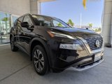 Used 2021 Nissan Rogue SV image 3