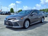 Used 2024 Toyota Camry LE image 3