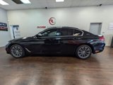 Used 2019 BMW 530e w/ Convenience Package image 2
