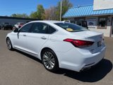 Used 2015 Hyundai Genesis 3.8 image 2