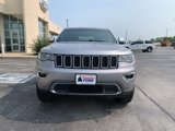 Used 2020 Jeep Grand Cherokee Limited w/ Luxury Group II image 2