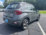 Used 2024 Hyundai Venue SEL image 5