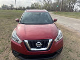 Used 2018 Nissan Kicks SV image 2