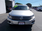 Used 2016 Volkswagen Tiguan SE image 2