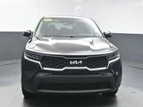 Used 2022 Kia Sorento LX image 3