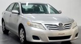 Used 2011 Toyota Camry LE image 2