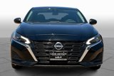 Used 2024 Nissan Altima 2.5 SV image 2