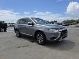 Used 2020 Mitsubishi Outlander SEL image 2