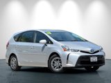 Used 2017 Toyota Prius V image 2
