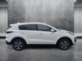 Used 2020 Kia Sportage LX image 4