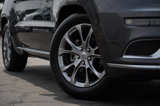 Used 2019 Jeep Grand Cherokee Summit image 2