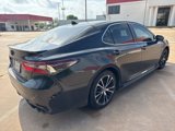 Used 2021 Toyota Camry SE image 5