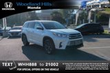 Used 2018 Toyota Highlander LE image 3