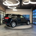 Used 2018 Jeep Grand Cherokee Laredo image 3