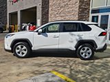 Used 2021 Toyota RAV4 XLE image 2
