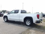 Certified 2022 GMC Sierra 1500 SLE image 3