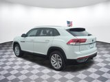 Used 2023 Volkswagen Atlas Cross Sport SE image 3