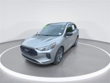 Used 2024 Ford Escape ST-Line image 3