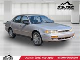 Used 1996 Toyota Camry LE image 2