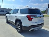 Used 2023 GMC Acadia SLT image 3