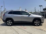 Used 2019 Jeep Cherokee Limited image 4