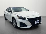 Used 2024 Nissan Altima 2.5 S image 3
