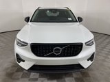 New 2024 Volvo XC40 B5 Plus w/ Climate Package image 4