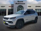 New 2025 Jeep Compass Latitude image 2