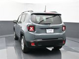 Used 2017 Jeep Renegade Latitude w/ Cold Weather Group image 3