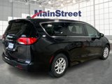 Used 2022 Chrysler Voyager LX image 5