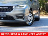 Used 2022 Chrysler Pacifica Touring-L image 3